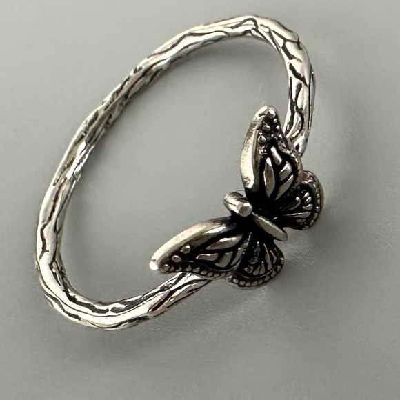 Sterling Silver Butterfly Ring - Picture 10 of 13